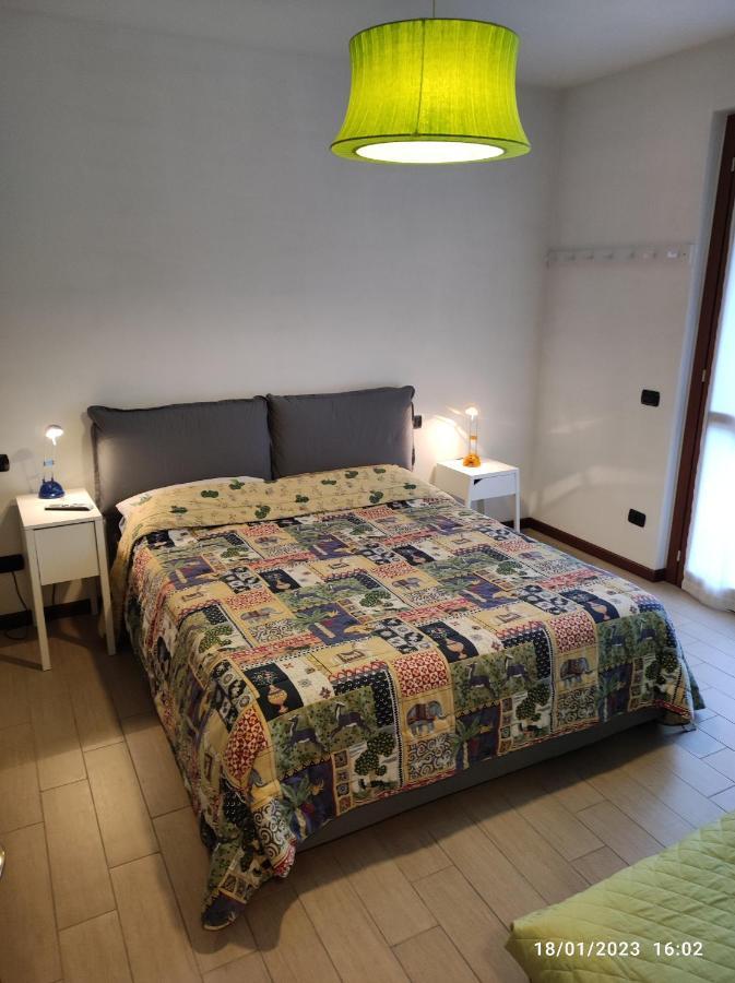Casa Vacanze Da Riki Appartamento 1 Πεσκιέρα ντελ Γκάρντα Εξωτερικό φωτογραφία