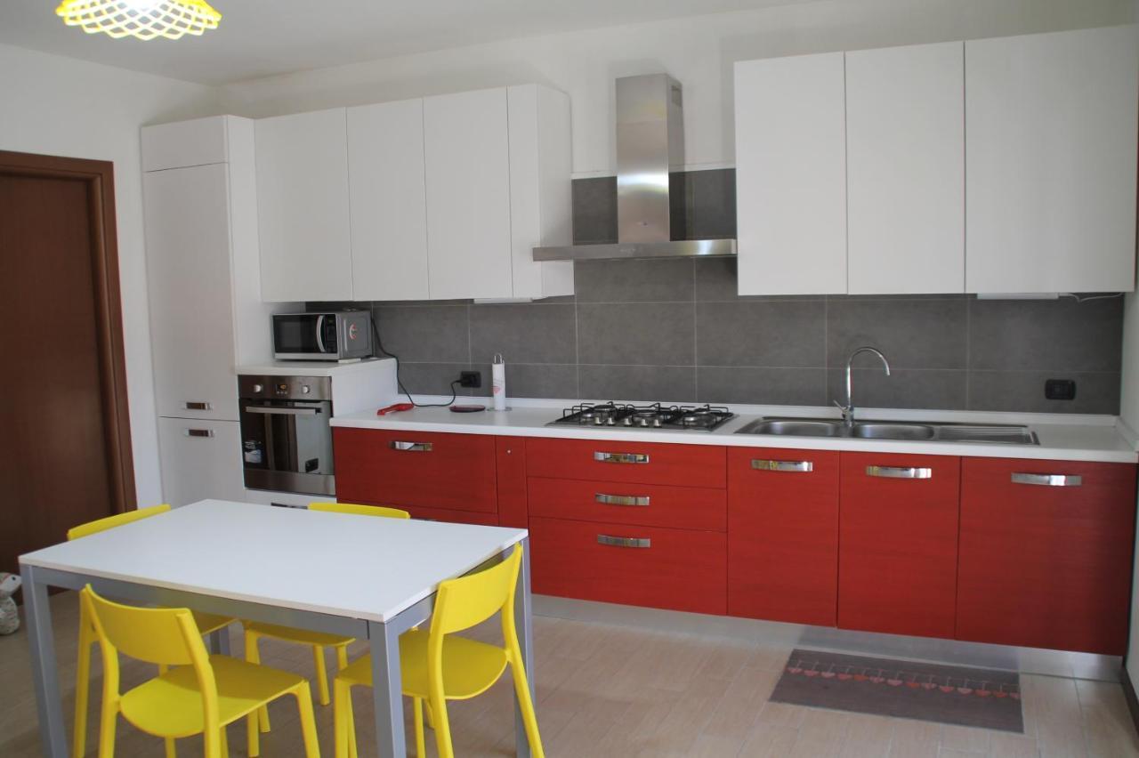 Casa Vacanze Da Riki Appartamento 1 Πεσκιέρα ντελ Γκάρντα Εξωτερικό φωτογραφία
