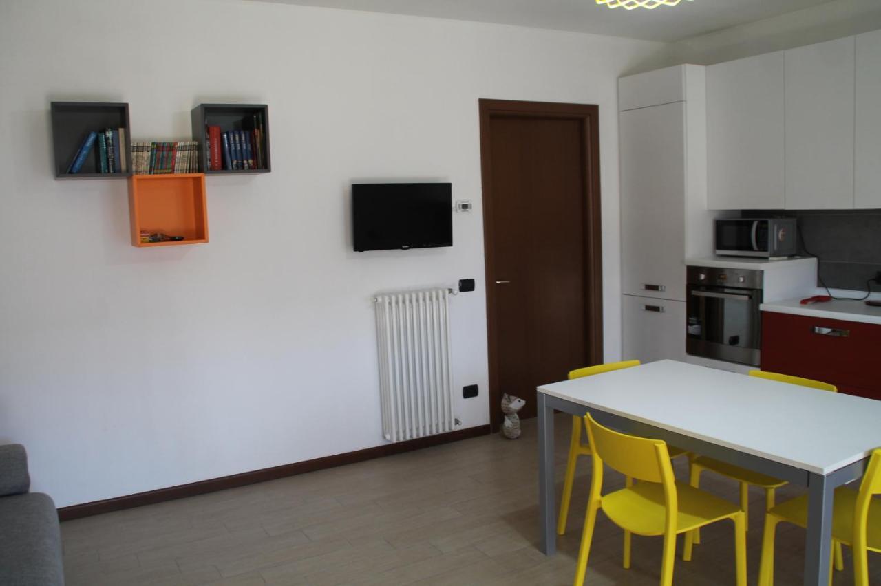 Casa Vacanze Da Riki Appartamento 1 Πεσκιέρα ντελ Γκάρντα Εξωτερικό φωτογραφία