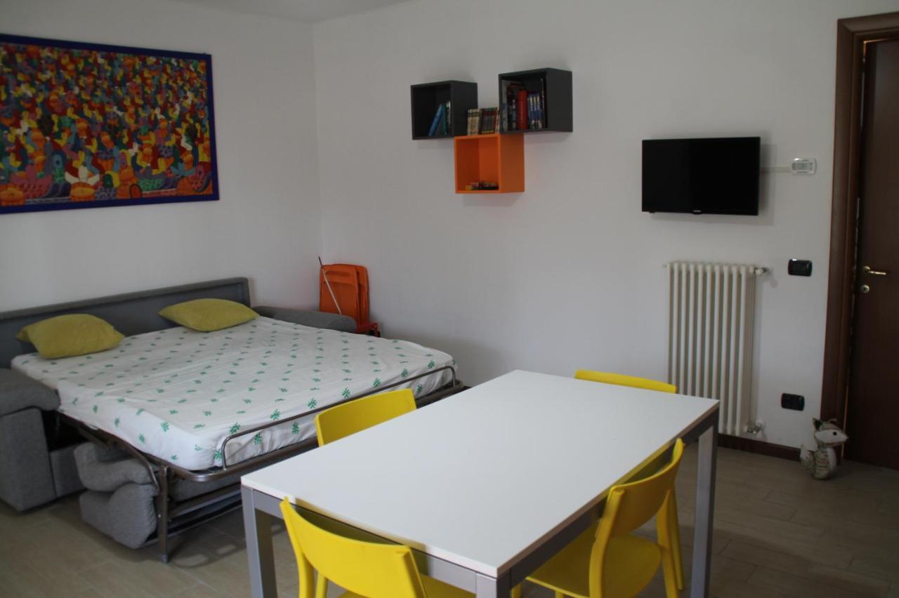 Casa Vacanze Da Riki Appartamento 1 Πεσκιέρα ντελ Γκάρντα Εξωτερικό φωτογραφία